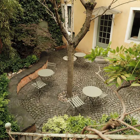 Hostal Casa Champgil *