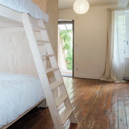 Casa Champgil Hostel